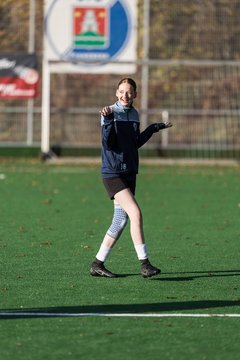 Bild 46 - wBJ VfL Pinneberg2 - Eimsbuttler TV 3 : Ergebnis: 5:0